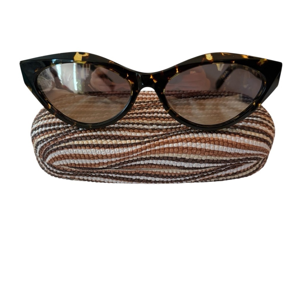 Givenchy Day 54mm Geometric Cat Eye Havana Sunglasses - Picture 7 of 7